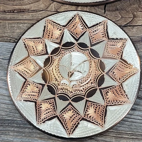 Vintage Turkish Etched Copper Plate Set - Picture 3 of 9